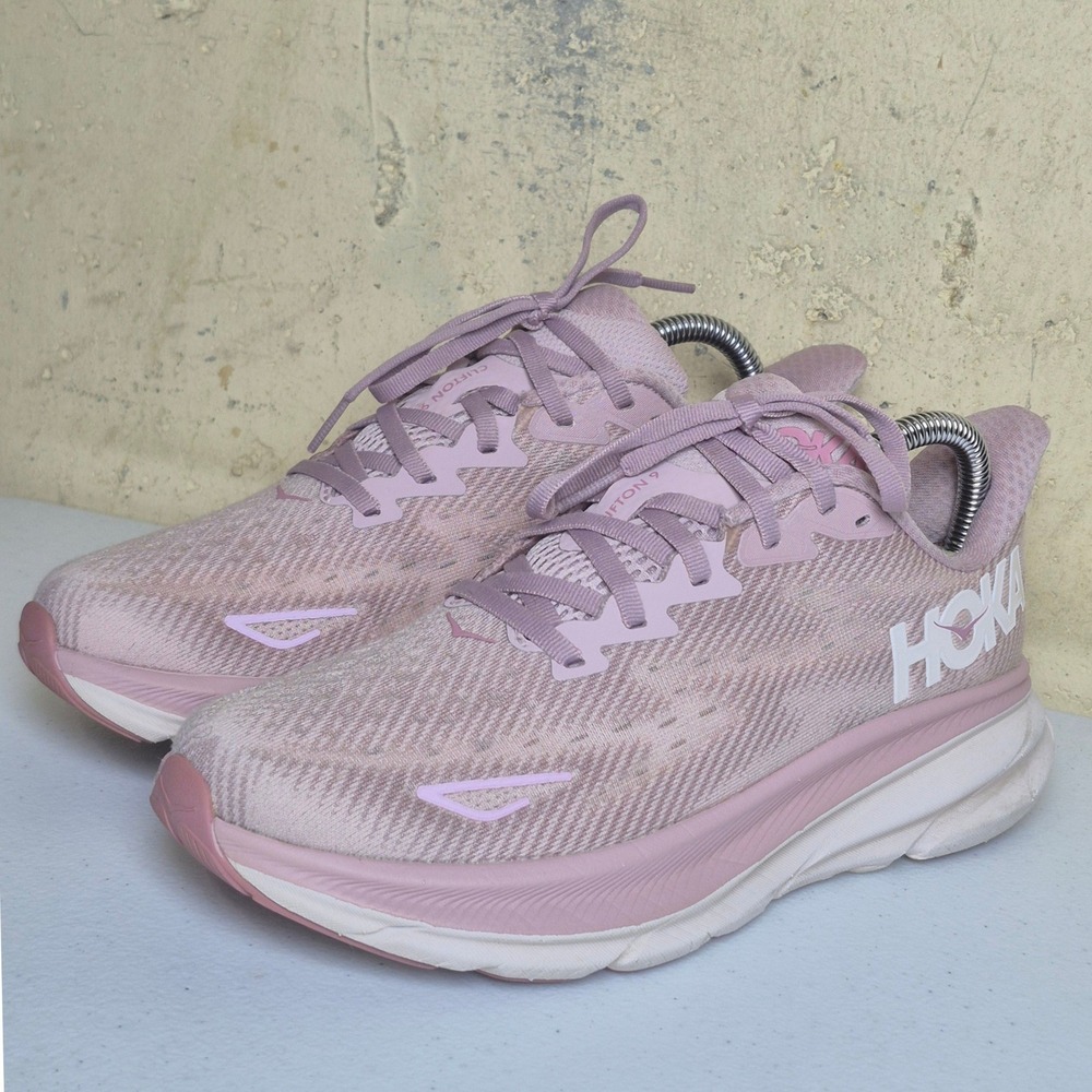 Hoka One One Clifton 9 Running Shoes Womens 7.5 B Pink Athletic Sneakers